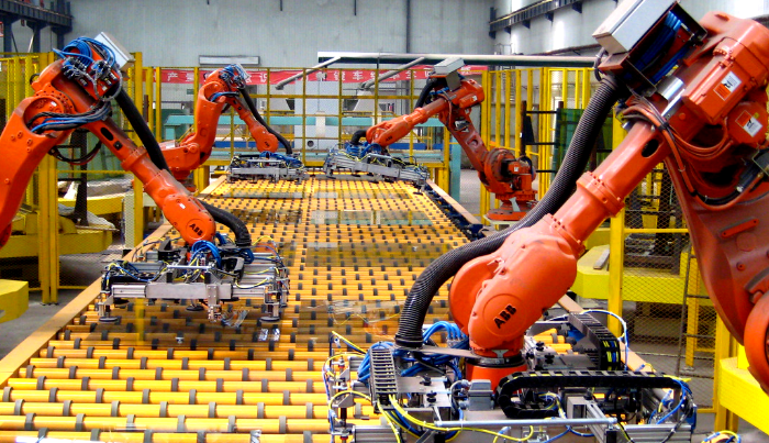 SMART WAREHOUSE TECHNOLOGIES: FRIEND OR MONEY-PIT?